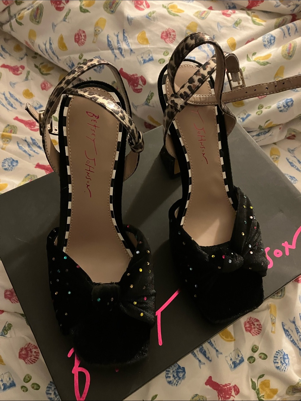 Betsey Johnson Alianna heels NIB
